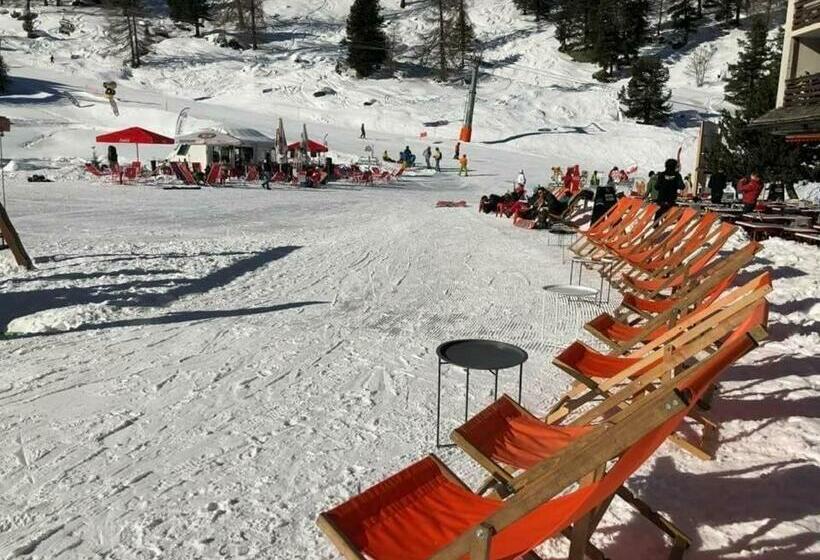 חדר סטודיו סטנדרד, Chez Chantal