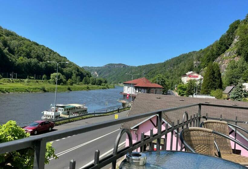 バルコニー付スタンダード４ベッドルーム, Pension Jitřenka Hřensko