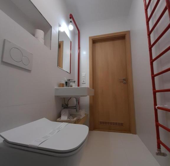 スタンダード４人部屋, Pension Jitřenka Hřensko