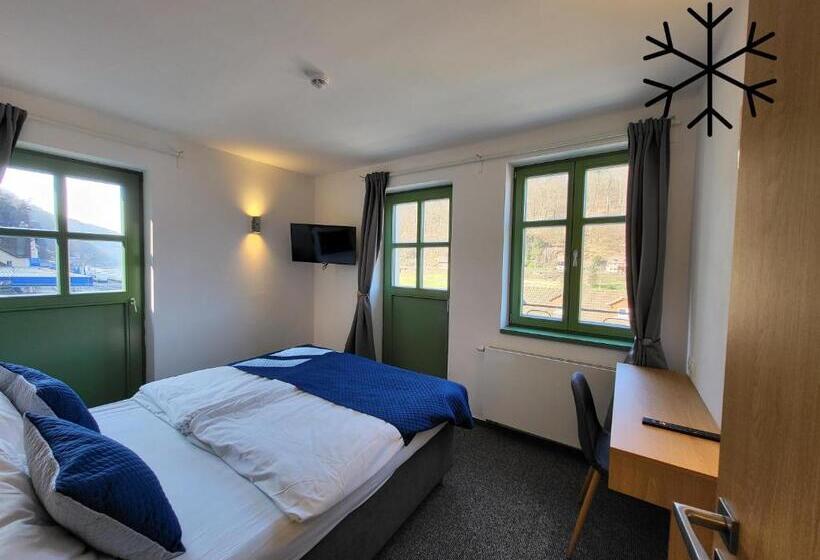 スタンダード４人部屋, Pension Jitřenka Hřensko