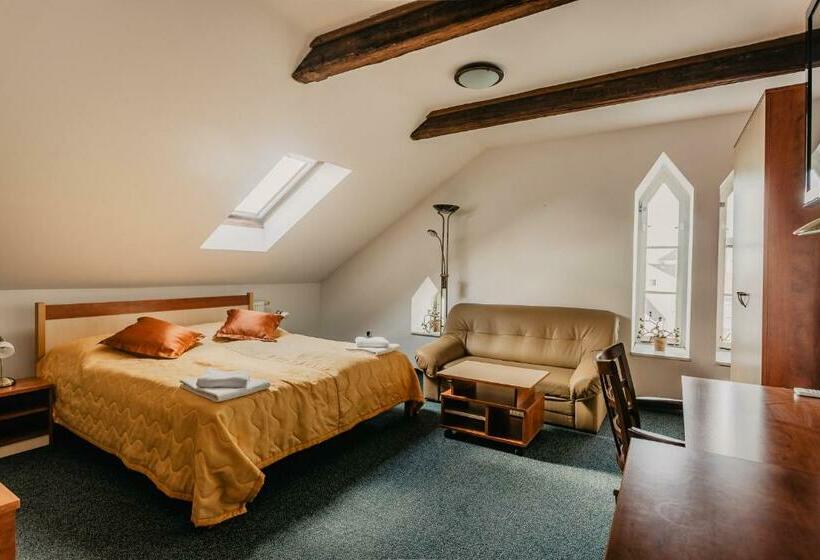 スタンダードルーム, U Valdické Brány