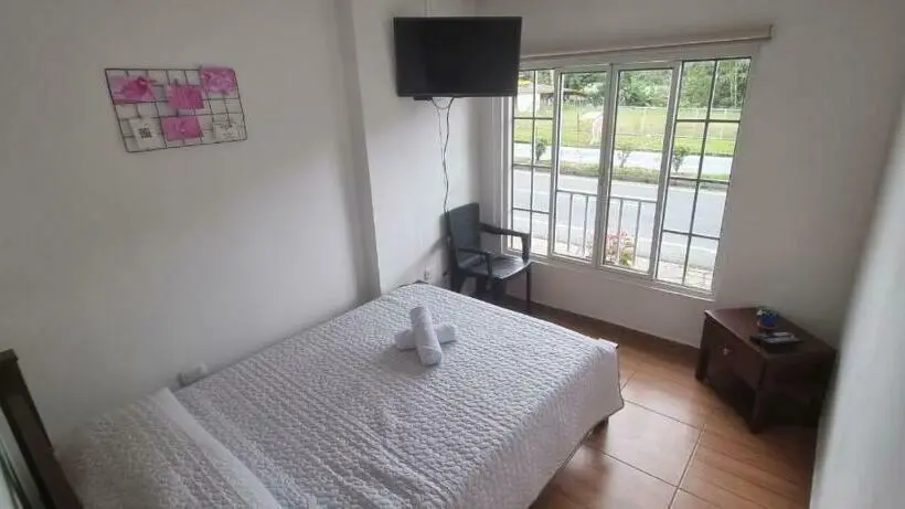 スタンダードルーム, Hostal Mochileros Inn
