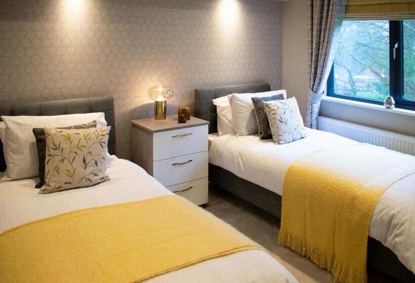 خانه 1 خوابه, Penally Grange