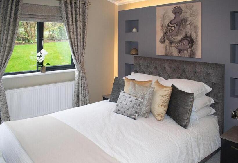 خانه 3 خوابه, Penally Grange