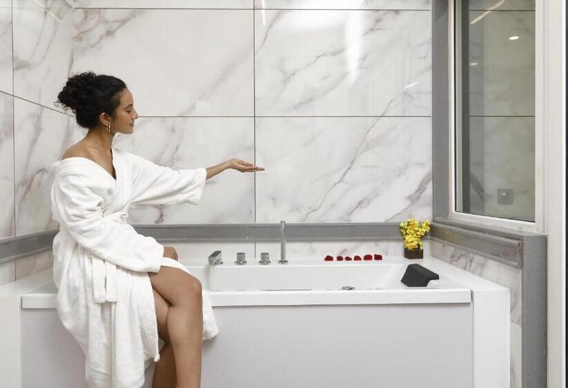 סוויטה נוף לגינה, Whistling Woodzs Resort