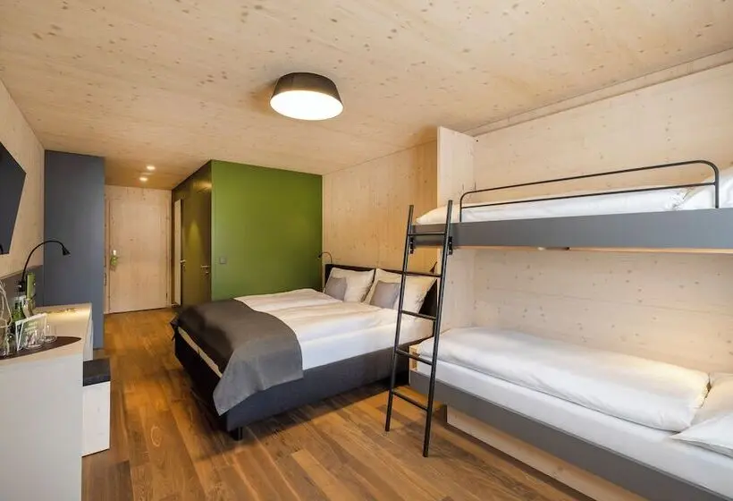 Perhehuone, Aves Hotel Savognin