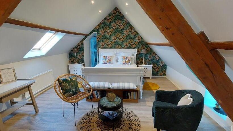 Номер Deluxe, Manoir De Turqueville Les Quatre Etoiles