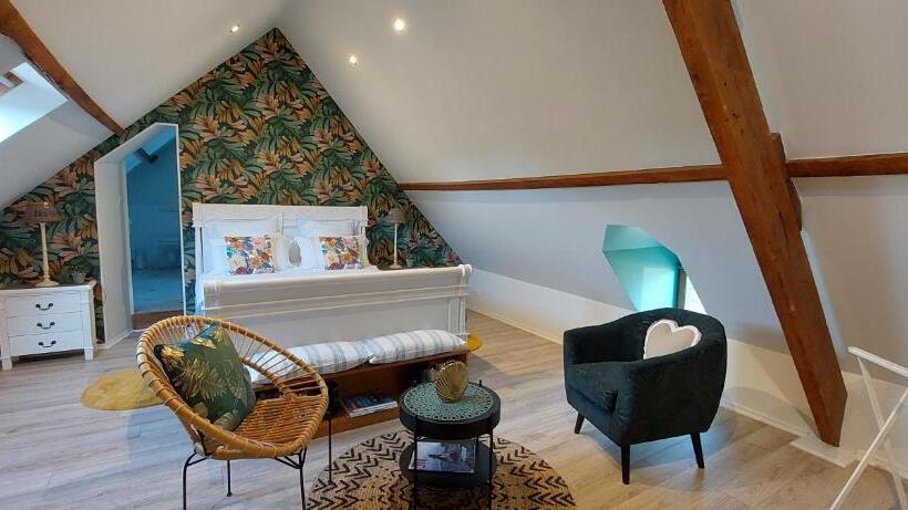 חדר דלוקס, Manoir De Turqueville Les Quatre Etoiles