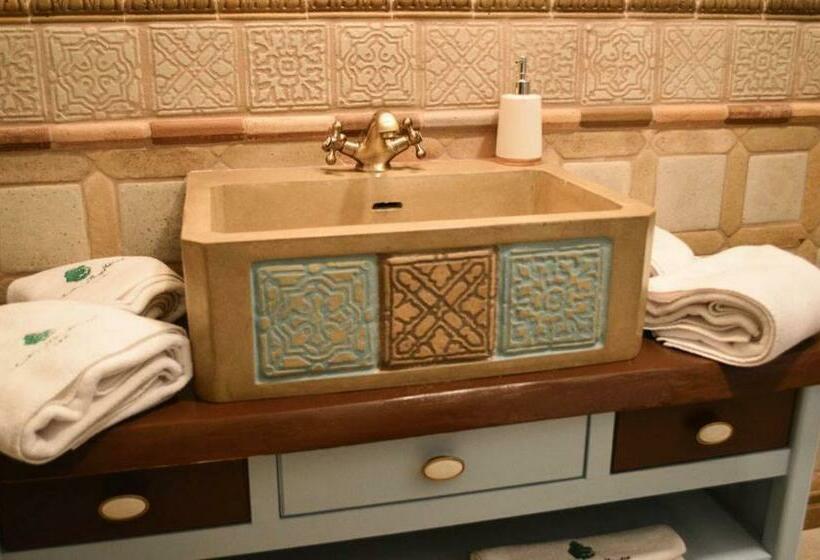 חדר סטנדרט, Somhegyi öreg Hársfák Major Vendégház