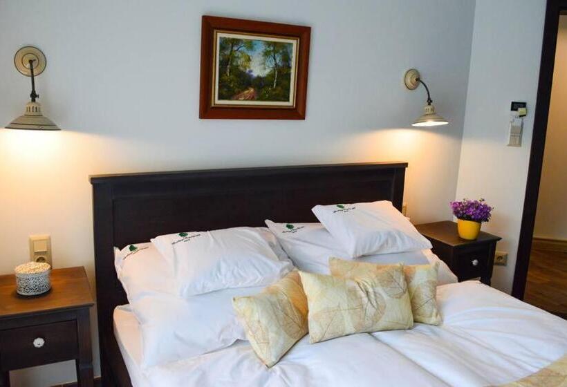 חדר דלוקס, Somhegyi öreg Hársfák Major Vendégház