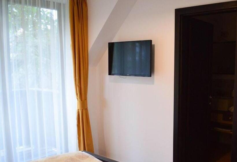 חדר סטנדרט, Somhegyi öreg Hársfák Major Vendégház