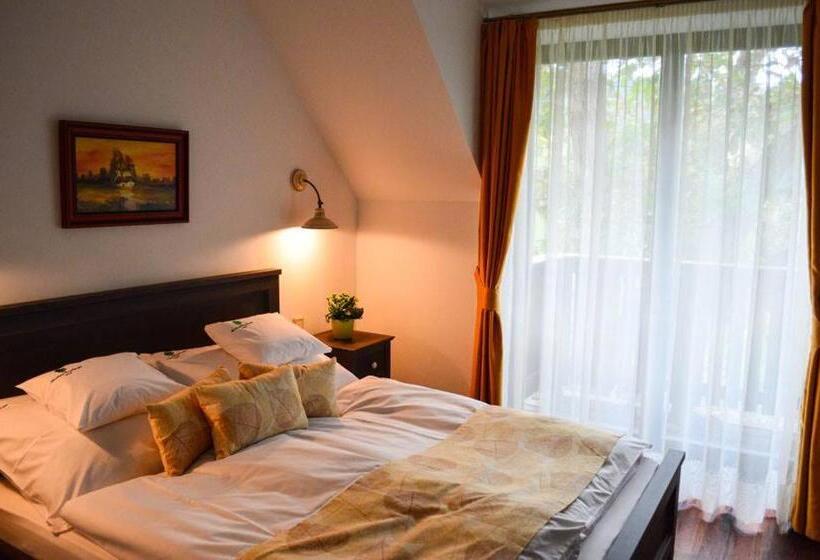 חדר סטנדרט, Somhegyi öreg Hársfák Major Vendégház