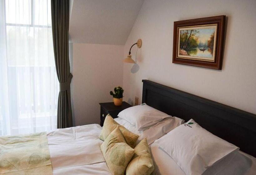 חדר סטנדרט, Somhegyi öreg Hársfák Major Vendégház