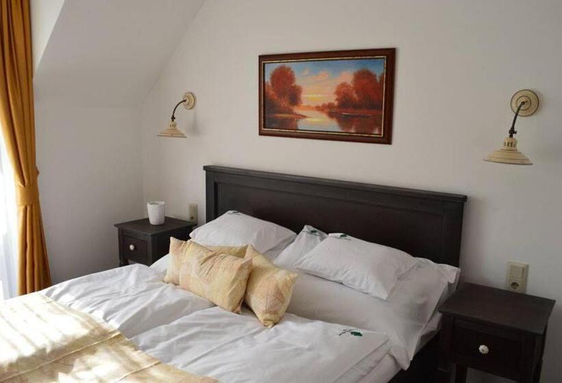 חדר סטנדרט, Somhegyi öreg Hársfák Major Vendégház