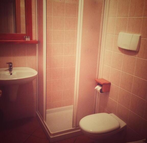 חדר סטנדרט לשלושה עם טרסה, Albergo Panoramico