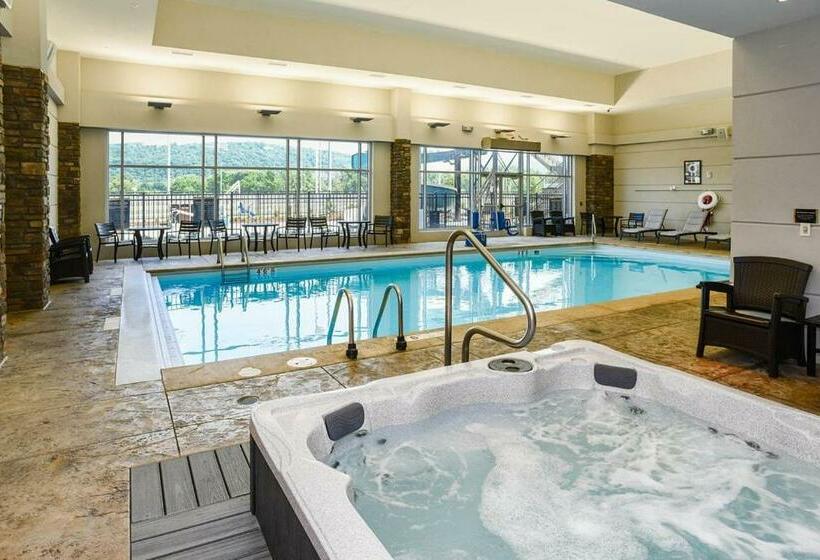 חדר דלוקס מיטת קווין, Tioga Downs Casino And Resort