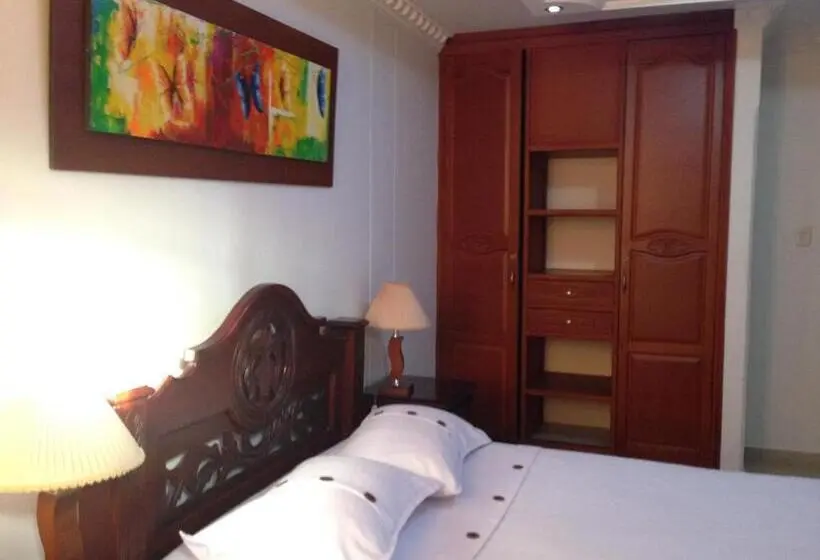 Chambre Standard, Vans Valledupar