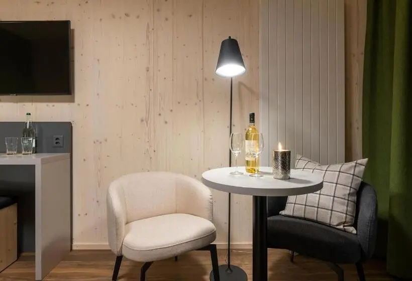 Standard-huone, Aves Hotel Savognin