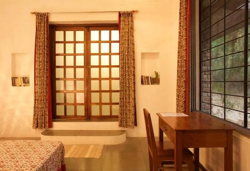 デラックスルーム, The Annex, Isai Ambalam Guest House