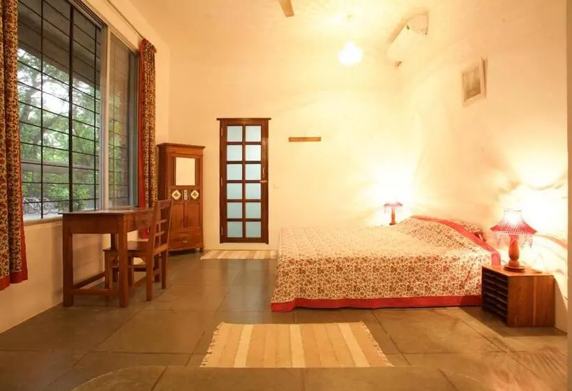 デラックスルーム, The Annex, Isai Ambalam Guest House