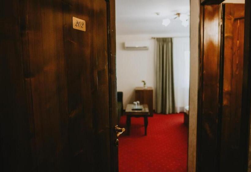 스탠다드 싱글 룸, Pensiunea Noblesse