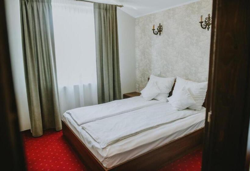 디럭스 스위트, Pensiunea Noblesse