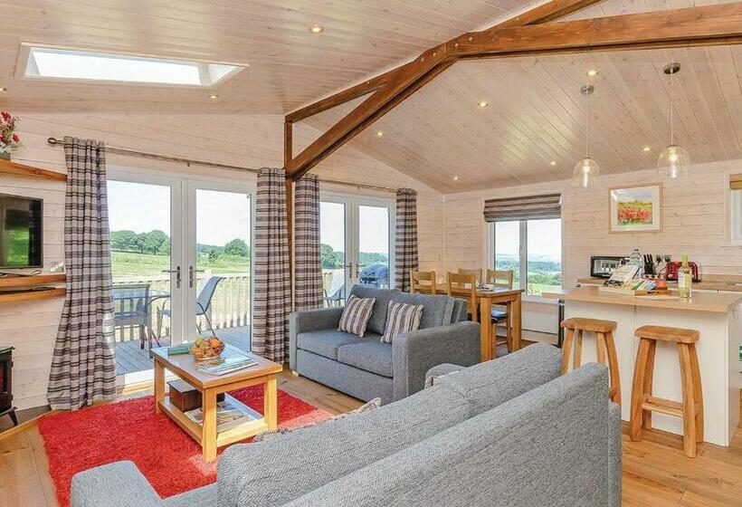 בית, 2 חדרי שינה, Hazelhurst Lodges