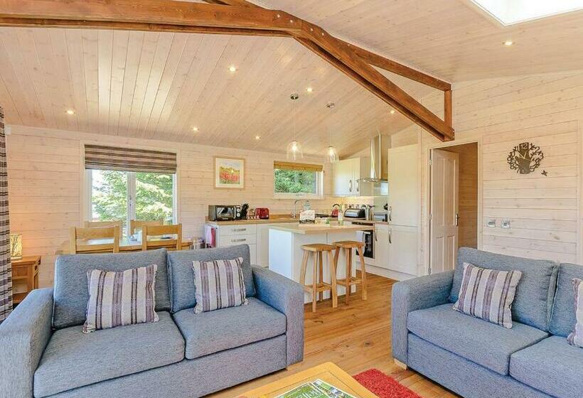 בית, 2 חדרי שינה, Hazelhurst Lodges