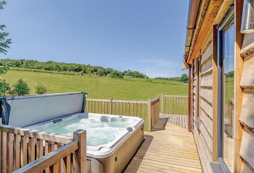 בית, 2 חדרי שינה, Hazelhurst Lodges