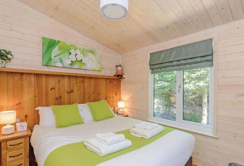 בית, 2 חדרי שינה, Hazelhurst Lodges