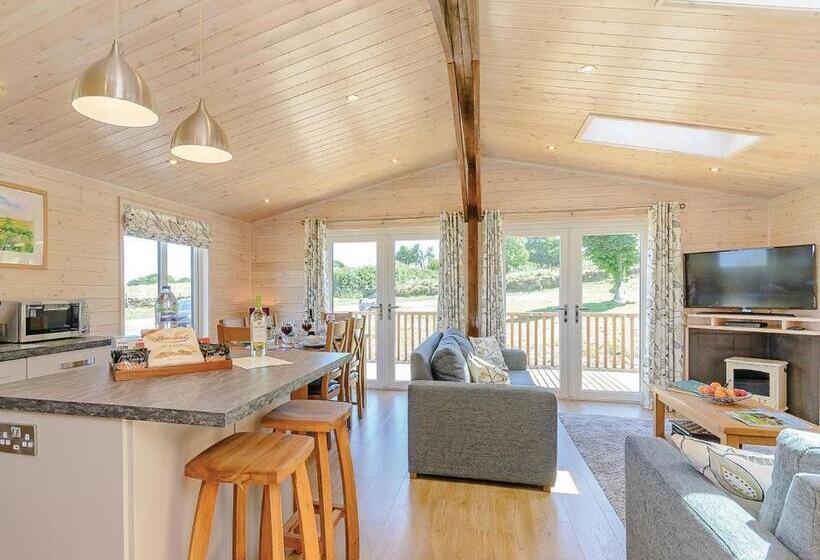 בית, 2 חדרי שינה, Hazelhurst Lodges