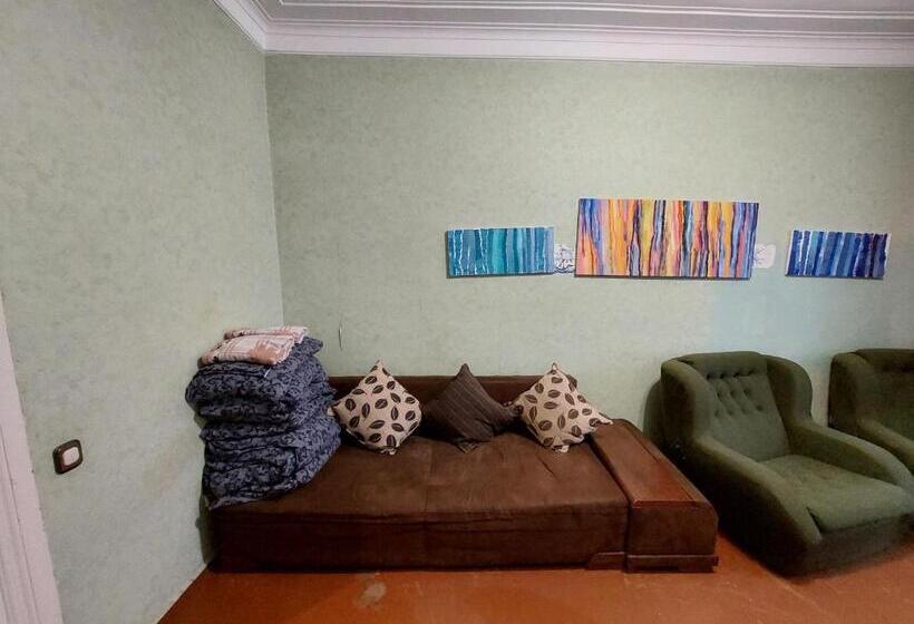 1 Szobás Apartman, Alaska Fox