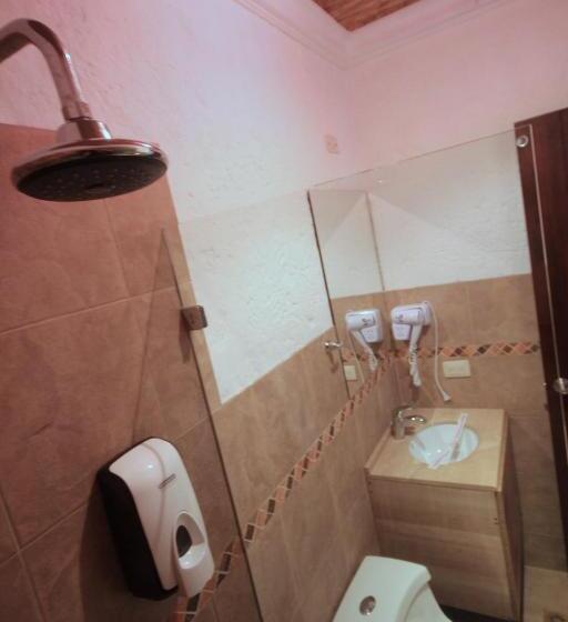 اتاق استاندارد چهار تخته, Santa Barbara Colonial   Santa Fe De Antioquia