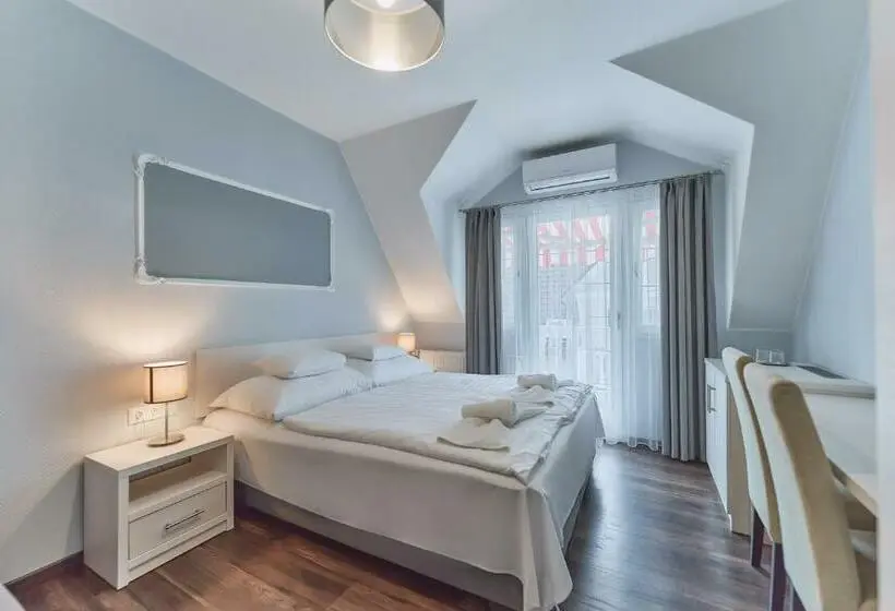 Standard-huone Parveke, Tokajer Wellness Panzió