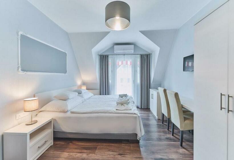 스탠다드 발코니 룸, Tokajer Wellness Panzió