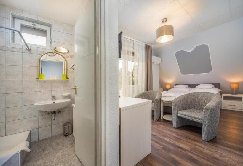 스탠다드 발코니 룸, Tokajer Wellness Panzió