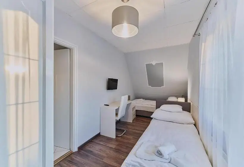 Huoneisto 2 Makuuhuonetta Parveke, Tokajer Wellness Panzió