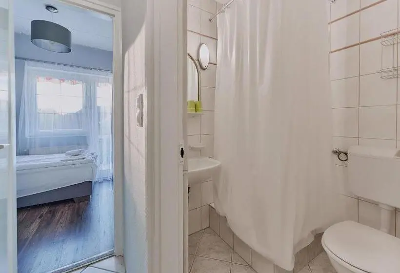Huoneisto 2 Makuuhuonetta Parveke, Tokajer Wellness Panzió