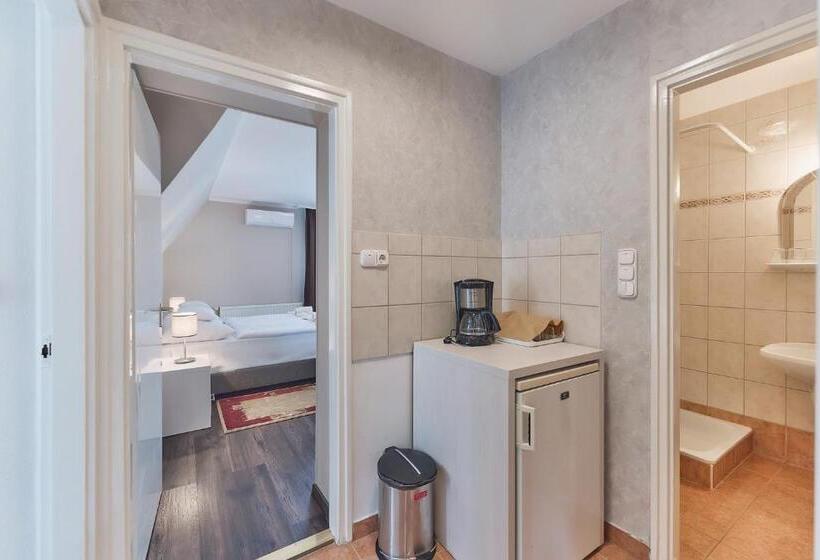 패밀리 룸, Tokajer Wellness Panzió