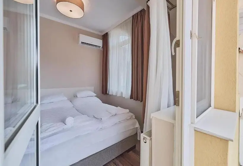 Perhehuone, Tokajer Wellness Panzió