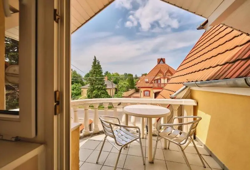Perhehuone, Tokajer Wellness Panzió