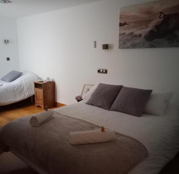 اتاق استاندارد سه نفره, Pensión San Vicente