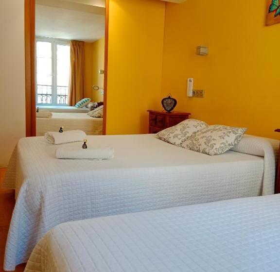 اتاق خانوادگی, Pensión San Vicente