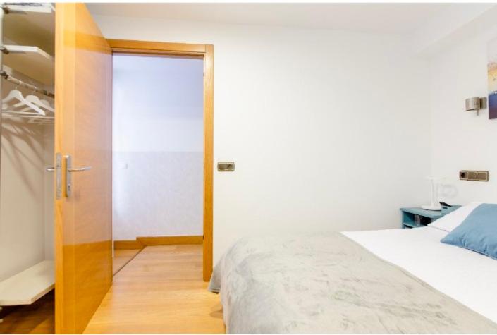 Standard room with outdoor bath, Pensión San Vicente