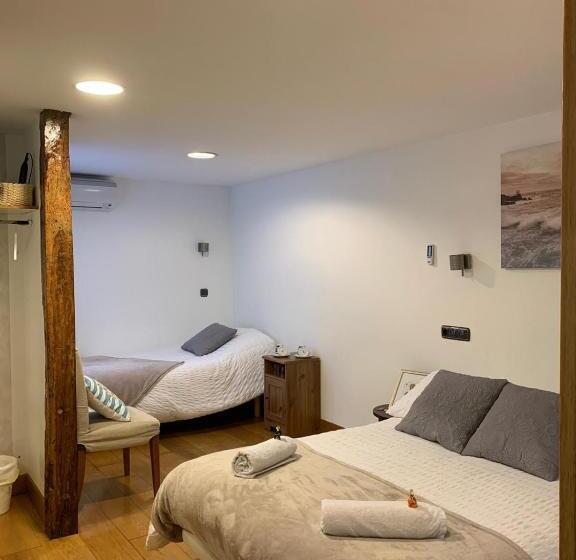 اتاق استاندارد سه نفره, Pensión San Vicente