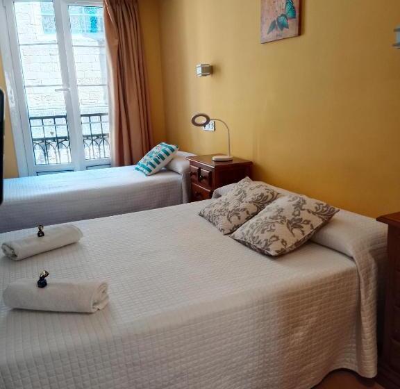 استودیوی استاندارد, Pensión San Vicente