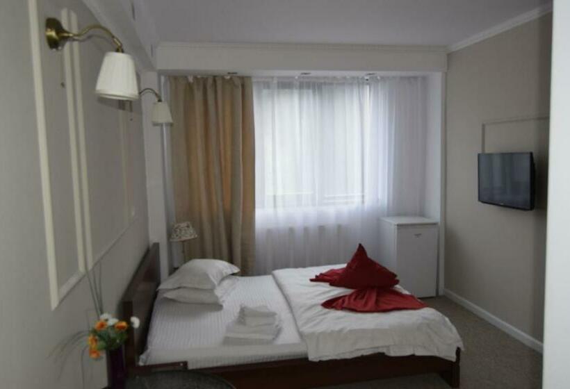 标准间, Pensiunea Clasic