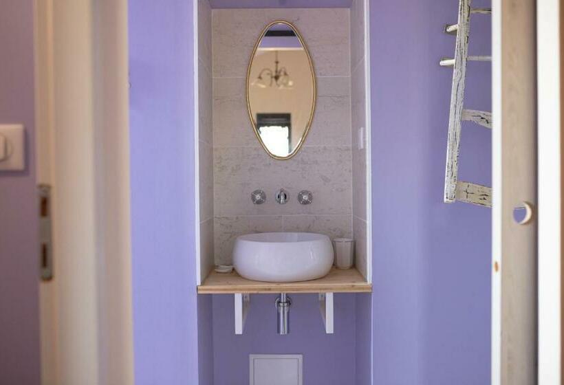 חדר קומפורט לשלושה, Domaine Des Jammetous   Hotel And Yoga Retreat Center