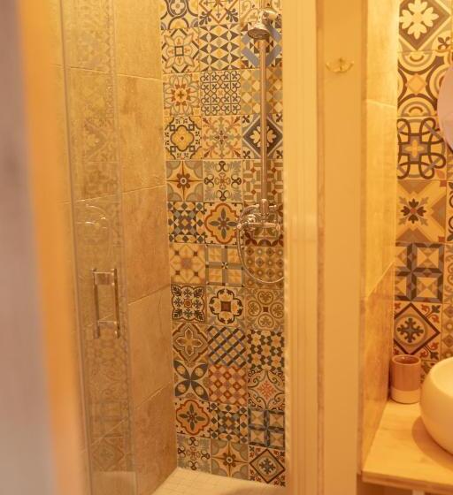 带大床的标准间, Domaine Des Jammetous   Hotel And Yoga Retreat Center