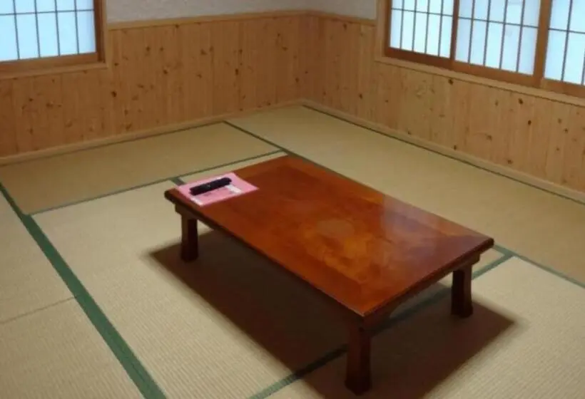 バス共有のスタンダードルーム, Hanasaku Onsen Yoshiyaso